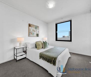 Unfurnished Spacious and Light Filled Apartment - Photo 4