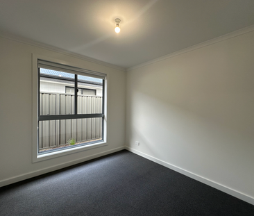 15 Barritt Road, Munno Para Downs SA 5115 - House For Rent | Domain - Photo 3