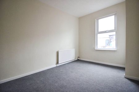 Curtis Street, Swindon, Swindon, SN1 - Photo 3
