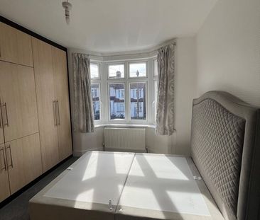 Room in a Shared House, Bexhill Road, N11 - Photo 6