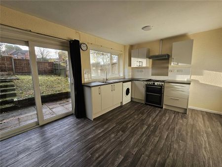 3 bedroom terraced house to rent - Photo 2