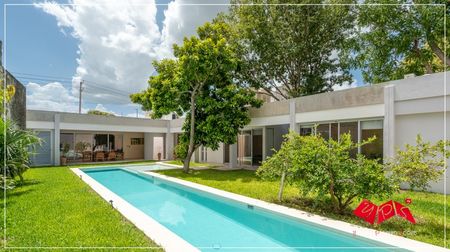 UPSCALE RENTAL HOME WITH GARDEN & POOL IN PRIME MÉRIDA CENTRO LOCATION (YPS-02-0204) - Foto 3