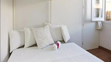 3-bedroom apartment with beautiful rooftop terrace for rent in Horta Guinardó - Photo 5
