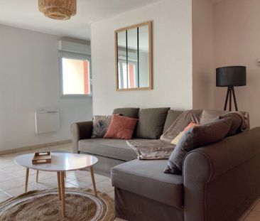 SUPERBE T2 BIS EN RESIDENCE SECURISEE AVEC GRAND BALCON ET PARKING - Photo 3