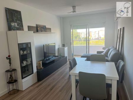 Apartamento de alquiler en N/a, Puerto Deportivo - Photo 4