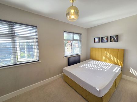 Room in a Shared Flat, Darwin Road, W5 - Photo 2