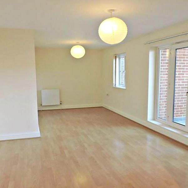 2 bedroom flat to rent - Photo 1