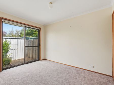 2/3B Shenstone Place, Montrose TAS 7010 - Apartment For Rent | Domain - Photo 3