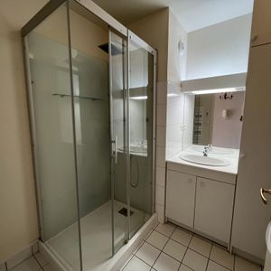 Location Appartement 1 pièce 26m² GRANVILLE 50400 - Photo 2
