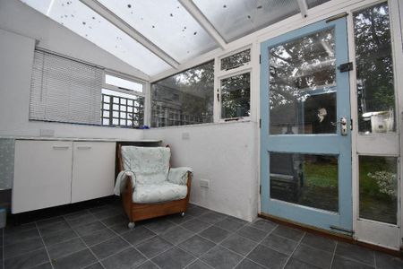 2 bedroom semi-detached house to rent - Photo 2