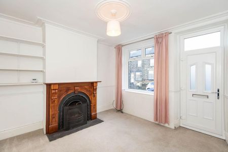 3 bedroom terraced house to rent - Photo 2