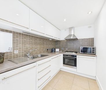 Apartments At, 2 William Street South, Belfast, BT1 4FJ - Photo 5