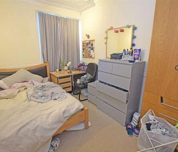 Africa Gardens, Heath/gabalfa, Cardiff, CF14 - Photo 5