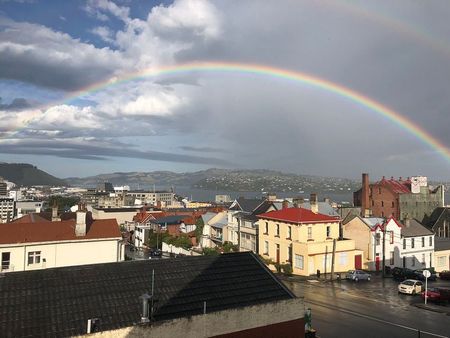 Sunny apartment with City views - Photo 2
