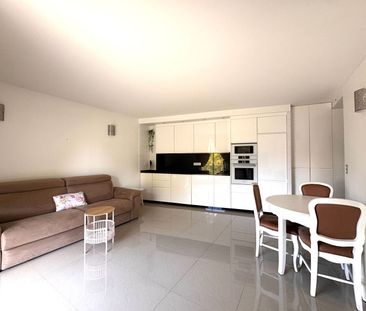 Location Appartement 2 pièces 39m² - Photo 2