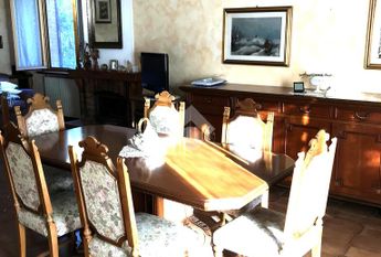 Casa indipendente in affitto