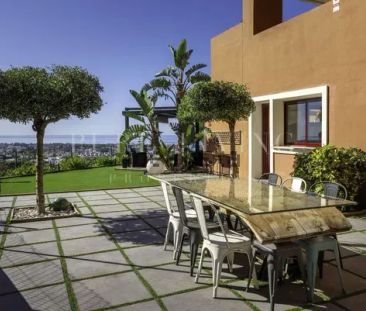 Alquiler de chalet adosado en Calle Torre Campanillas - Photo 1