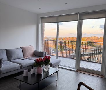 Room in a Shared Flat, Bruce House, SW4 - Photo 1