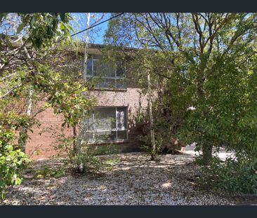 1/39 Elliott Avenue, Carnegie, Vic 3163 - Photo 1