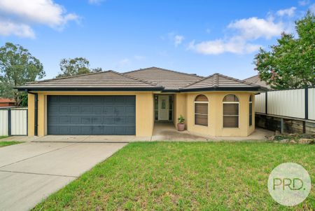 28 Gunn Drive, Estella NSW 2650 - Photo 4