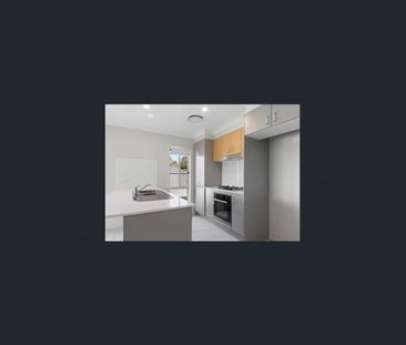 Modern 3-Bedroom Duplex - Photo 4