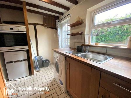 Corpusty, NR11 - Photo 5