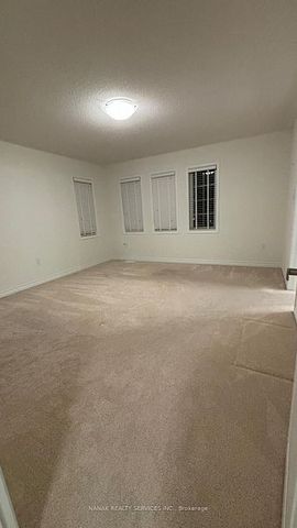 For Lease - 39 Boothill Drive, Brampton, Ontario - Photo 5