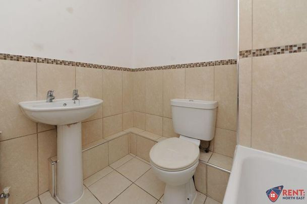 2 bedroom property to rent - Photo 1