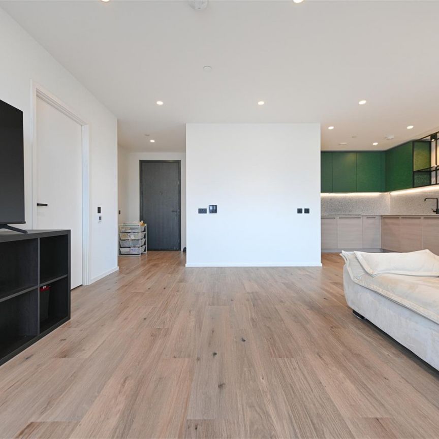 1 Curlew House, Hawser Lane, London, E14 - Photo 1