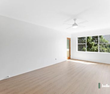 Spacious 2-Bedroom Unit with Park Views – Prime Location! - Photo 2