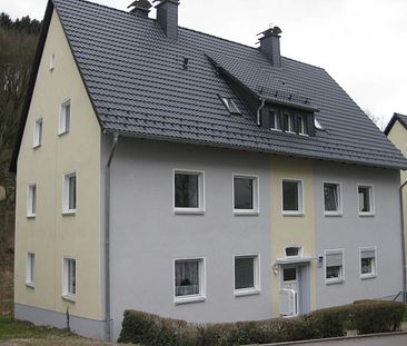 ZWEI-ZIMMER-DACHGESCHOSSWOHNUNG IN DER RATHMECKE - Foto 1