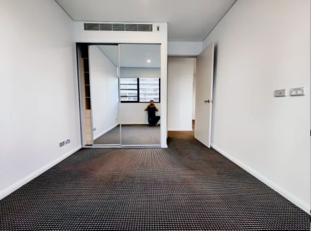 58 O'Dea Avenue, Sydney - Photo 3