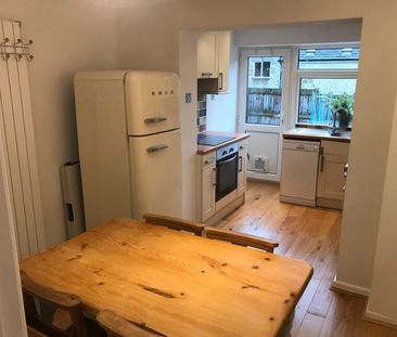 4 bedroom House To Let Total Size: 1949 SQ FT - Photo 6