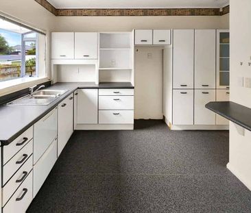 Waterloo Living - Photo 2