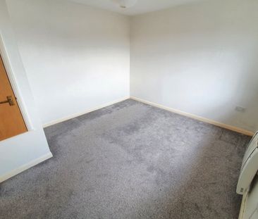 Railton Jones Close, Stoke Gifford, BRISTOL - Photo 3