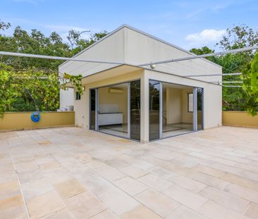 2 Hannah Court, Worongary QLD 4213 - House For Rent | Domain - Photo 1