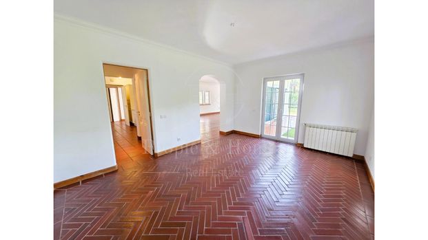 Cascais - Quinta da Marinha. Moradia T6 com jardim e piscina. - Foto 1