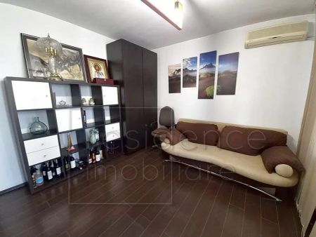 Pet friendly! Apartament 4 camere, Plopilor, zona Parcul Babes+Parcare - Photo 2