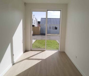 Karaka - 4 Bedrooms with 3 Bathrooms - Photo 5