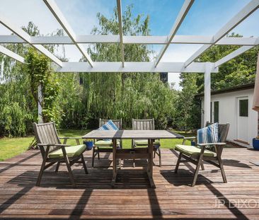 Charming Family Home for Rent in a Peaceful Neighborhood - Photo 2