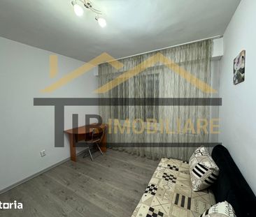 Apartament de 3 camere, 75mp, decomandat, Zona Fortuna - Fotografie 2