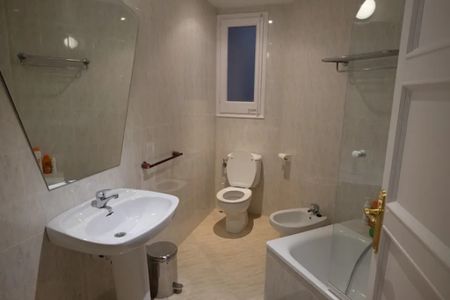 Carrer de la Indústria, Barcelona, Catalonia 08025 - Photo 4