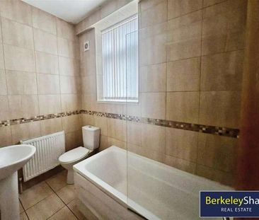 South Road, Waterloo, Liverpool, L22 - Photo 2