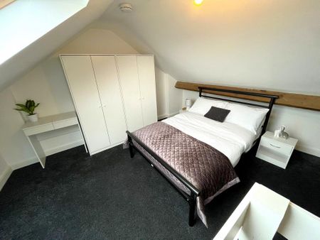 1 bedroom in a house share to rent - Photo 3