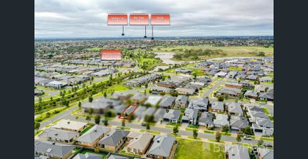 LOW-MAINTENANCE LIVING IN THE HARPLEY ESTATE - Photo 5