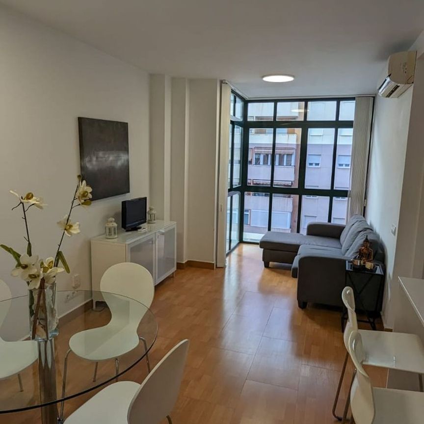 Alquiler de piso en Perchel sur - El Bulto - Photo 1