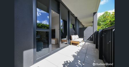 Sophisticated living in prestigious Tullamore Estate - Photo 2