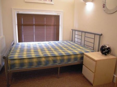 Furnished 2 Bed Flat*Stafford Street*£650pcm - Photo 3