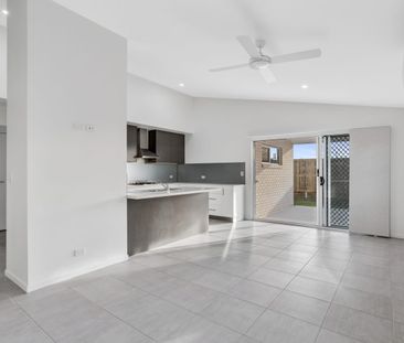 Gorgeous Modern Family Home in Griffin! - Photo 1