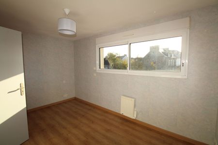 Location Appartement 3 pièces 70m² - Photo 3